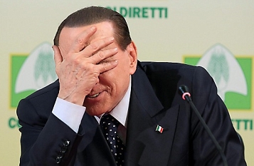 © EPA/ALESSANDRO DI MEO Berlusconi