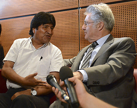 © APA/Helmut Fohringer Evo Morales und Heinz Fischer