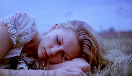 Kirsten Dunst in "The Virgin Suicides"