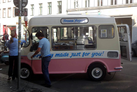 Frozen Yogurt Lieferwagen