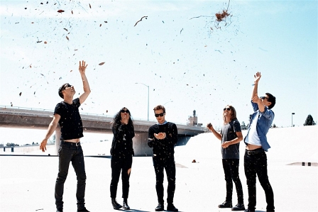 Bandfoto The Naked & Famous