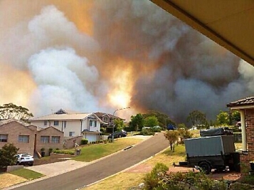 © EPA/NSW RURAL FIRE SERVICE AUSTRALIA AND NEW ZEALAND OUT Australia fires