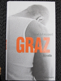 Das Cover zur Novelle "Graz" zeigt einen kahlrasierten Mann im Unterhemd, mit dem Rücken zum Betrachter gewandt