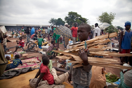 "Boeing" - Areal im Flüchtlingslager neben dem M'poko Flughafen in Bangui.