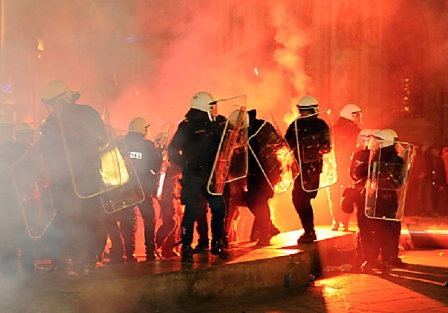 Polizisten am Stephansplatz