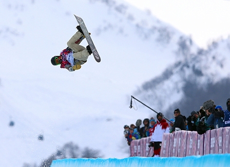 Snowboarder Shaun White in der Halfpipe