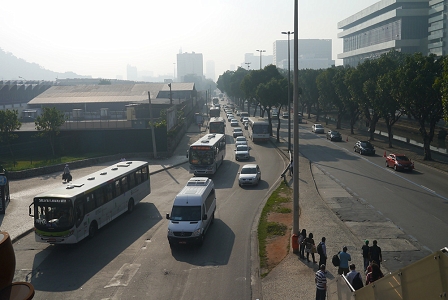 Busse und Verkehr in Rio