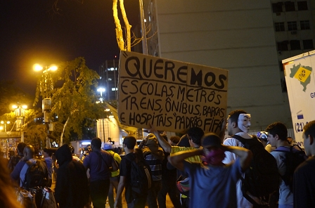 Demos und Straßensperren in Rio