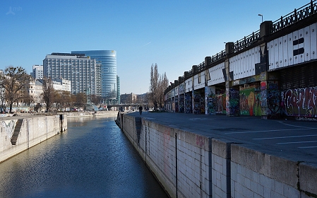 Graffiti am Donaukanal