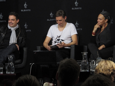 Antonia D'Ambrosio, Daniel Erlacher, Ursula Rucker am Podium