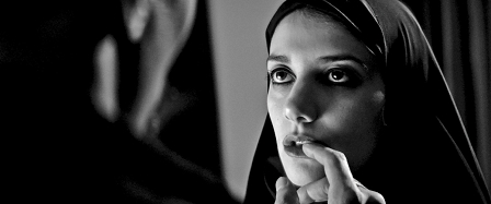 Filmstill "A Girl walks home alone at night"