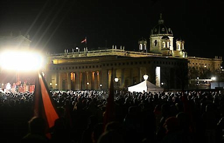 "Jetzt Zeichen setzen" - Konzert am Heldenplatz