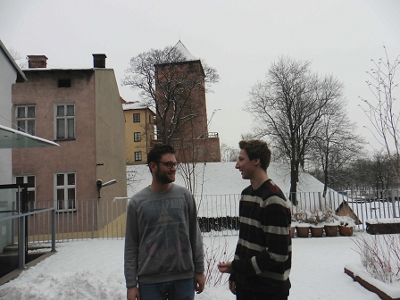 Gedenkdiener in Auschwitz