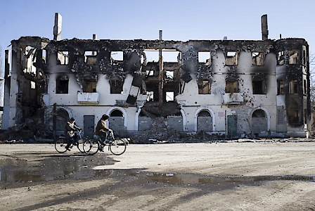 Damaged building in Uglegorsk.