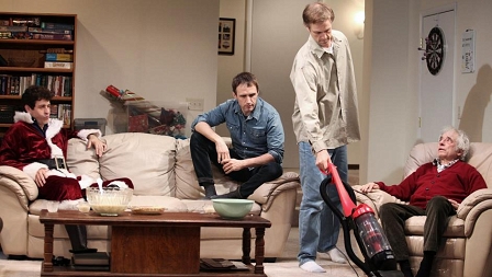 © STRAIGHT WHITE MEN von Young Jean Lee's Theater Company Foto: Julieta Cervantes STRAIGHT WHITE MEN von Young Jean Lee's Theater Company Foto: Julieta Cervantes