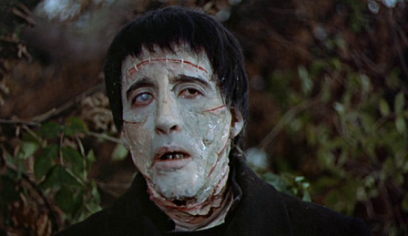 Christopher Lee als Frankensteins Monster