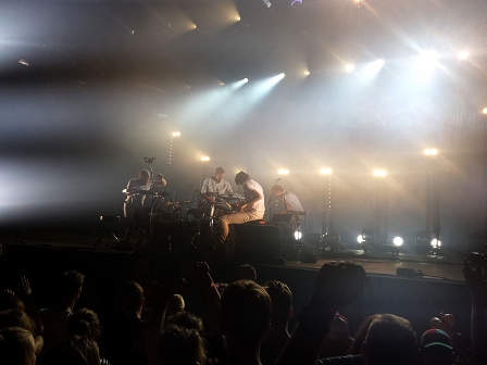 Caribou beim Rock Werchter