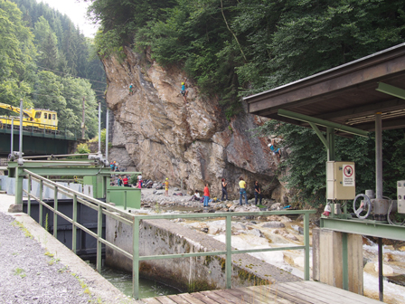 Tomsai Beach, Klettergarten mit Kletternden