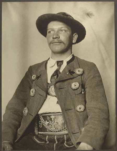 © Augustus Sherman (public domain)