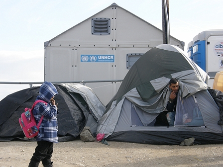 Unhcr-Container und Zelte