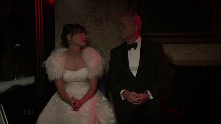 Rashida Jones und Bill Murray in "A Very Murray Christmas"