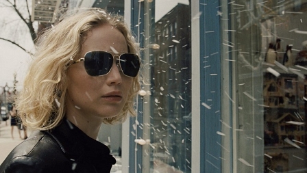 Jennifer LAwrence in "joy"