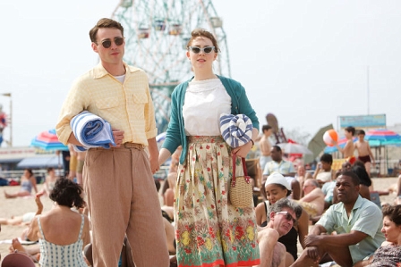 Emory Cohen und Saoirse Ronan in "Brooklyn"