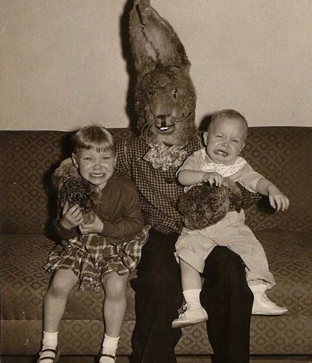 © unknown