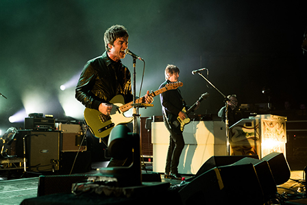 Noel Gallagher's High Flying Birds im Wiener Gasometer