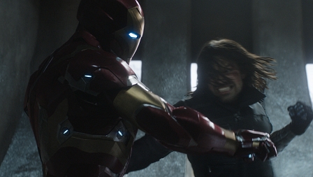 Robert Downey Jr und Sebastian Stan in "Captain America: Civil War"