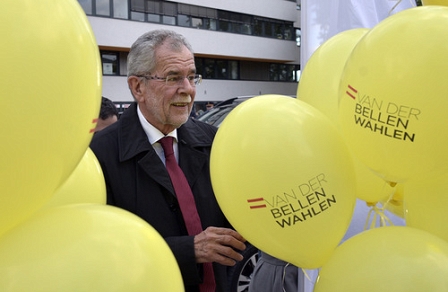 Präsidentschaftskanditat Alexander Van der Bellen (Grüne), im Rahmen einer ATV Diskussionsrunde mit den Kanditaten zur BP- Wahl