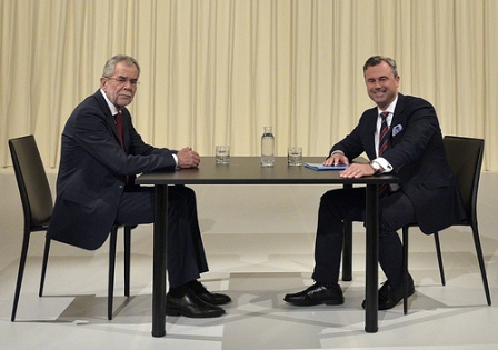 Alexander Van der Bellen (Grüne), Norbert Hofer (FPÖ), im Rahmen einer ATV Diskussionsrunde mit den Präsidentschaftskanditaten zur BP- Wahl