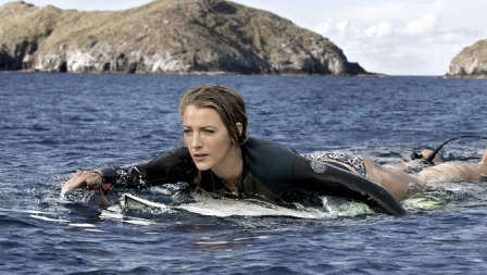 Blake Lively in "the shallows"