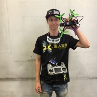 Der Drone-Racing-Fahrer Stefan Mayer.